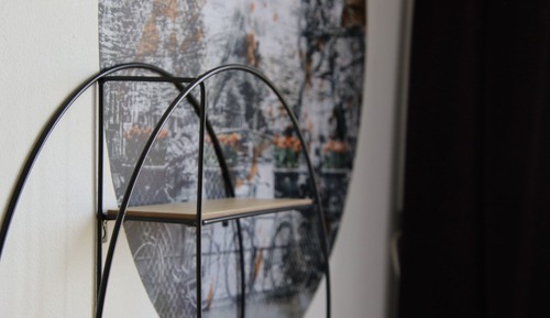 Habitación con 2 camas individuales, baño compartido