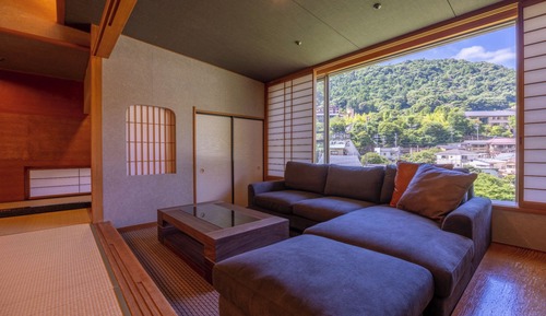 Habitación básica, vistas al río