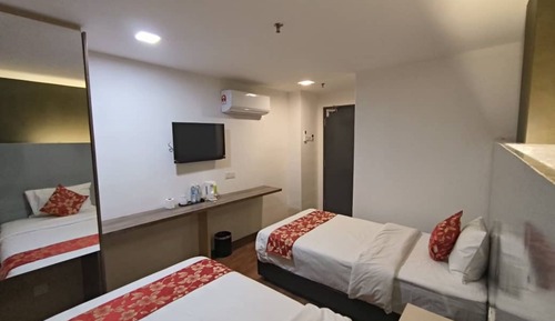 Deluxe Twin Room With Window