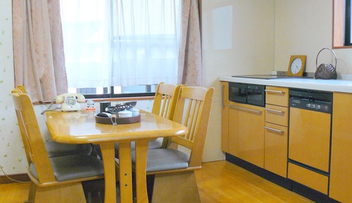 Habitación superior, en edificio anexo (Japanese Western 2 Beds and 3 Futon)