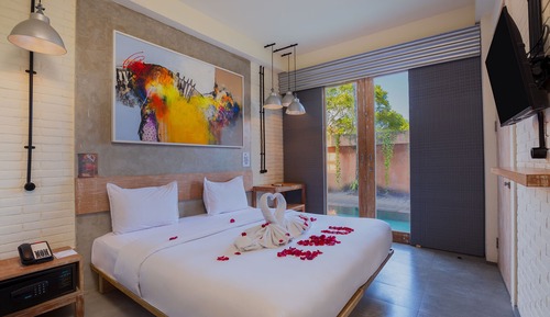 Habitación Deluxe, acceso a la piscina