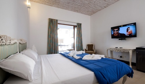 Luxury Pool View Room with Balcony