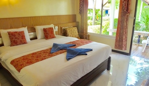 Habitación, vistas al jardín (Air Con)