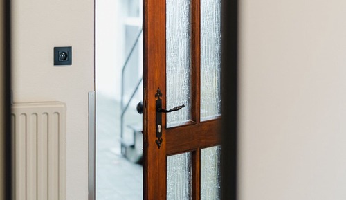 Family Room (4 Persons/ 1 double and 2 single)