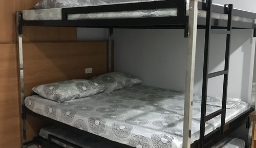 Dormitorio compartido, dormitorio mixto