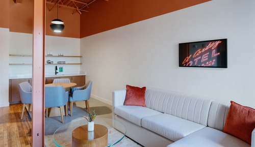 Suite estudio, 1 cama de matrimonio grande (Roll-In Shower)