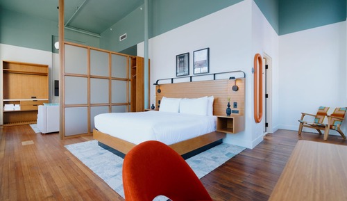 Suite estudio, 1 cama de matrimonio grande, accesible para personas con discapacidad, bañera