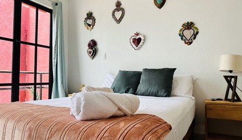 Coozy xochimilco balcony pedestrian r6