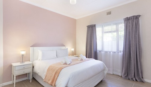 House (3 Bedrooms)