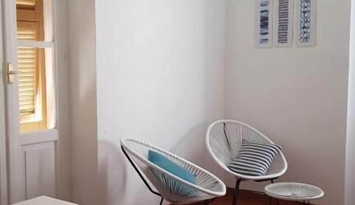 Habitación básica con 1 cama doble o 2 individuales