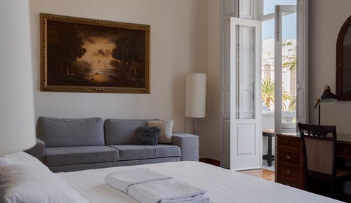 Habitación triple panorámica, balcón, vistas a la ciudad