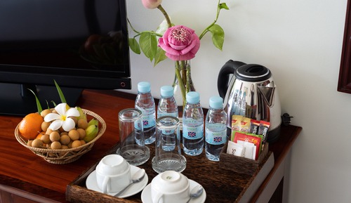 Habitación de lujo con 1 cama doble o 2 individuales, balcón, vistas a la ciudad