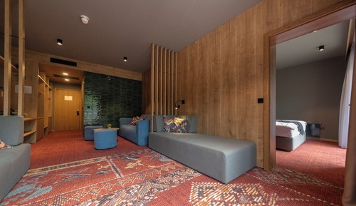 Deluxe Family Room, Forest View