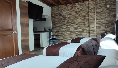 Apartamento estándar, varias camas