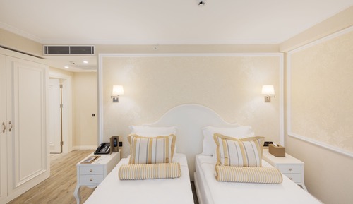 Habitación superior con 2 camas individuales