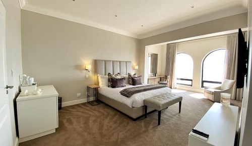 Superior King Room Villa 4