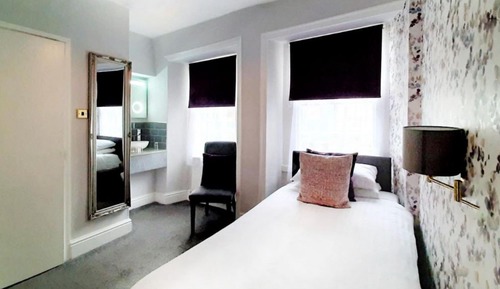 Habitación individual económica