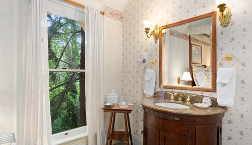 Habitación individual superior, varias camas, vistas al patio