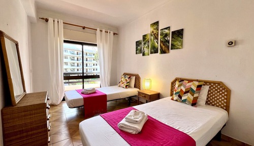 Apartamento, 2 habitaciones, acceso a la piscina