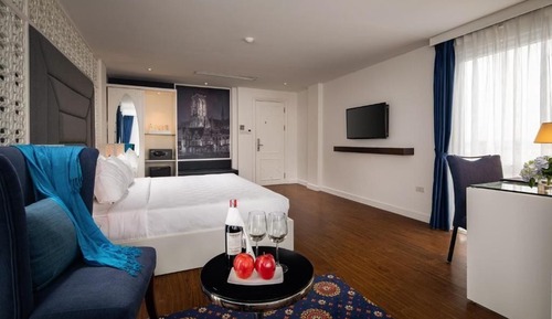 Suite de luna de miel, 1 cama de matrimonio grande, vistas al lago