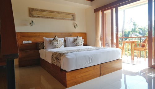 Habitación superior con 1 cama doble o 2 individuales