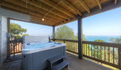 Casa, varias camas, bañera de hidromasaje