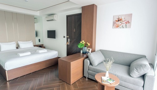 Habitación Deluxe, 1 cama de matrimonio grande, vistas a la ciudad