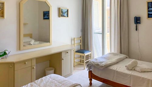Apartamento familiar, 2 habitaciones (Seafront apartment in Gozo,)