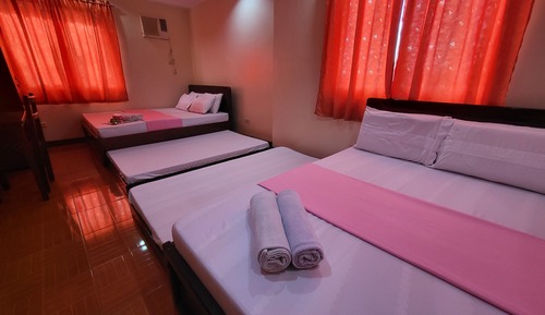 Habitación cuádruple estándar