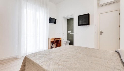 Habitación estándar con 1 cama doble o 2 individuales