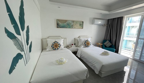 Habitación Deluxe, 2 camas individuales, vistas a la piscina