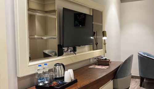 Habitación superior con 1 cama doble o 2 individuales, 1 habitación, no fumadores