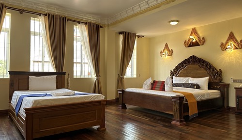 Habitación Premier con 2 camas individuales, 1 habitación, baño privado, vistas a la ciudad