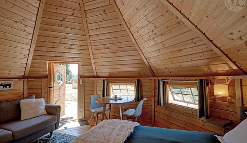 Cabaña familiar, 1 cama de matrimonio con sofá cama, no fumadores (Laponie)