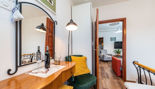 Apartamento, 2 habitaciones, balcón