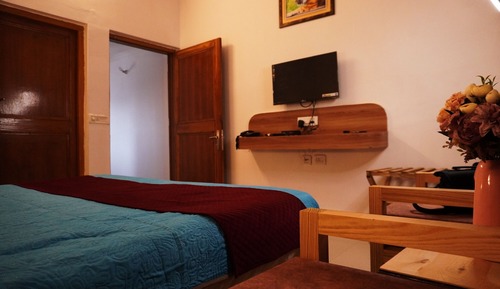 Honeymoon Room