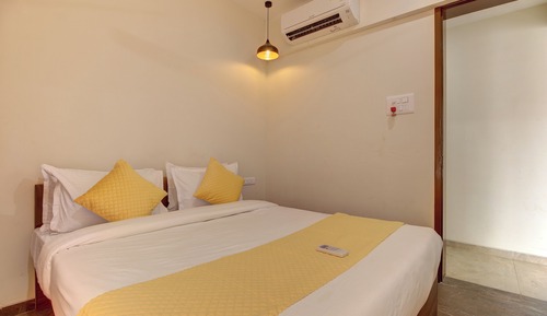 Apartamento, 2 habitaciones, balcón