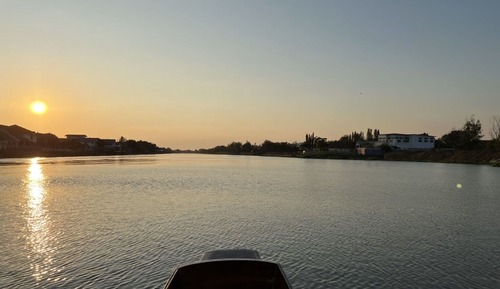 Habitación básica, balcón, vistas al río