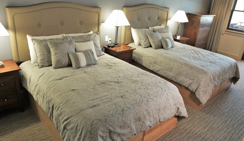 Habitación superior, varias camas, vistas al lago