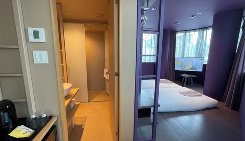 Habitación, no fumadores, en esquina (Purple)