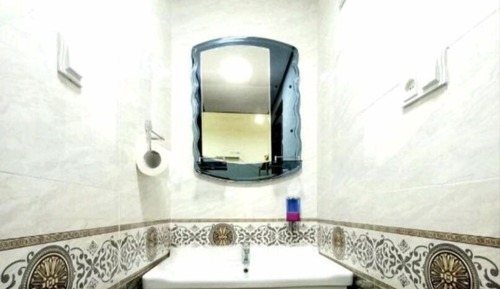 Dormitorio compartido clásico, dormitorio mixto, vistas al jardín