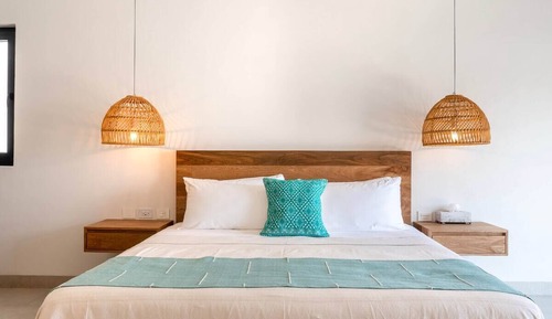 Habitación de lujo, bañera de hidromasaje, junto a la playa