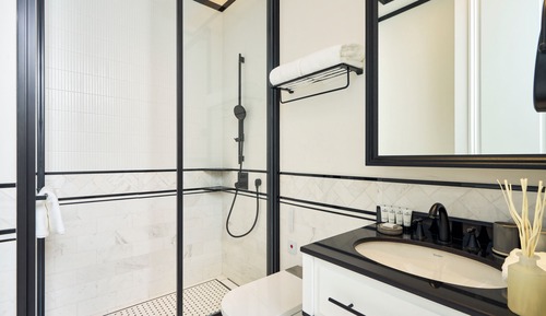Estudio superior, 1 cama de matrimonio grande, no fumadores, frigorífico y microondas