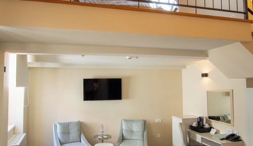 Habitación Gallery con 1 cama doble o 2 individuales