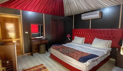 Habitación Deluxe con 1 cama doble o 2 individuales