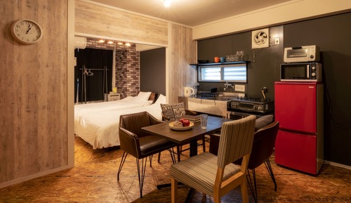 Room, 2 Bedrooms (403)