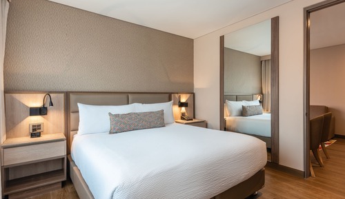 Suite, 2 habitaciones, no fumadores, vistas a la ciudad