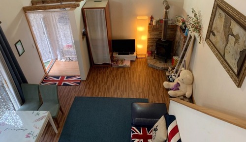 Room (2 Dong Budapest (Unshared House Duple)