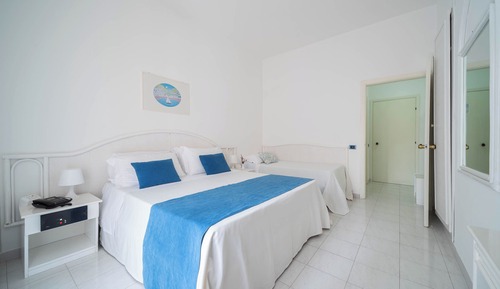 Habitación triple Confort, 1 habitación