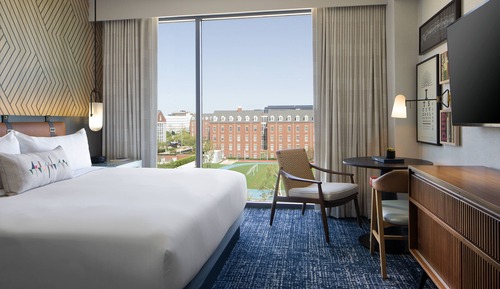 Habitación, 1 cama de matrimonio grande (Mobility/Hearing Access, Roll-In Shwr)